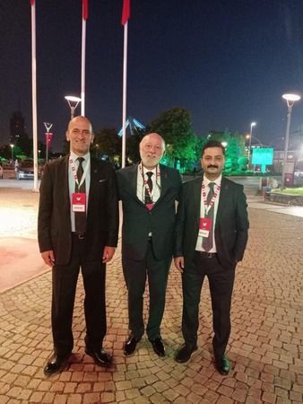 Kayınbiraderi siyasete tepeden girdi