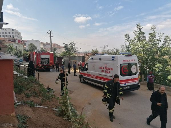 Söndürülmeyen sigara çatıyı yaktı