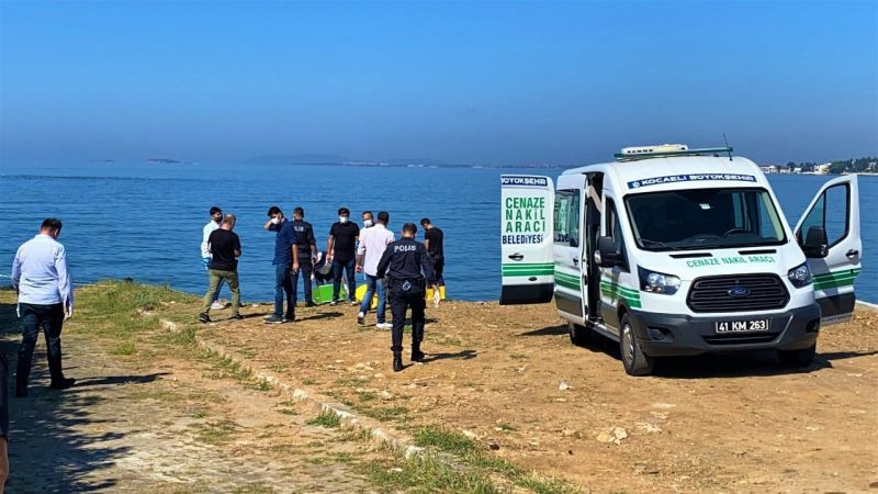 Cesedi kıyıya vuran şahsa ölmeden önce işkence yapmışlar