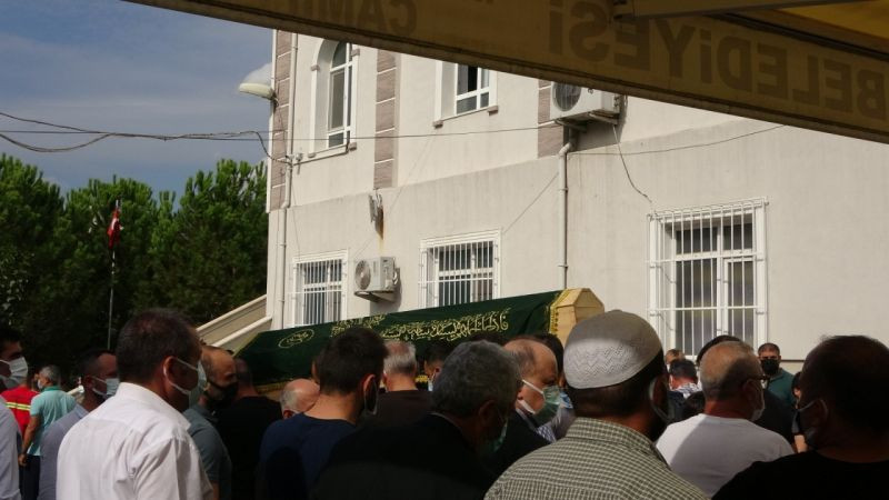 Yangında ölen ablasıyla aynı tabutu paylaştı