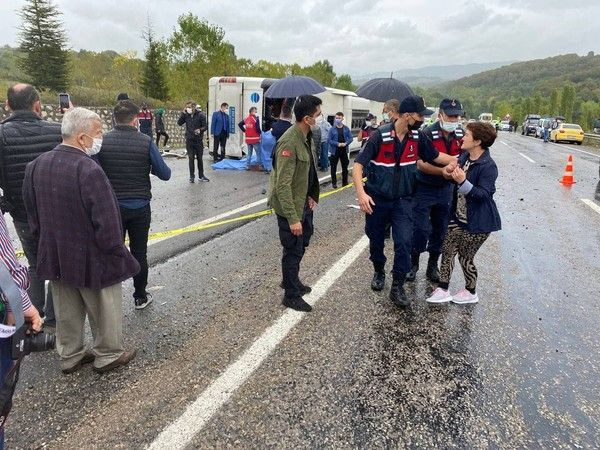 Yine Efe Tur, yine kaza: 3 ölü, 1 yaralı