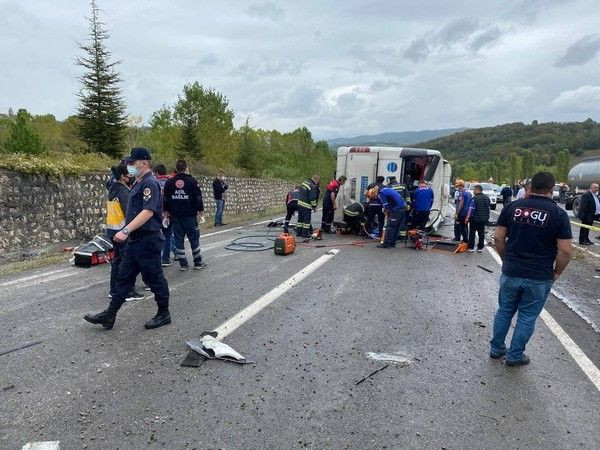 Yine Efe Tur, yine kaza: 3 ölü, 1 yaralı