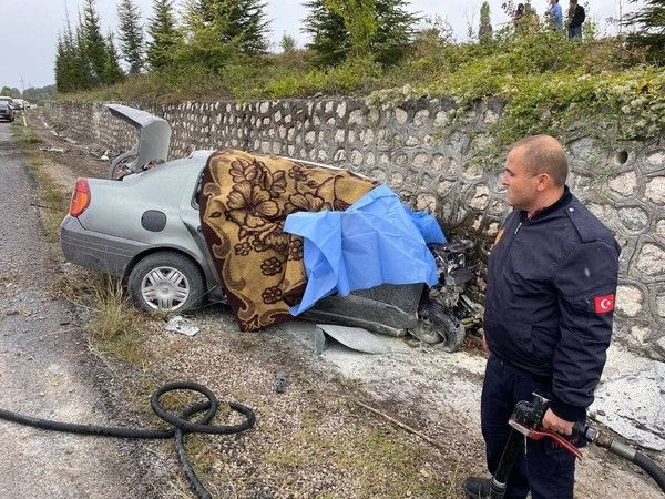 Yine Efe Tur, yine kaza: 3 ölü, 1 yaralı