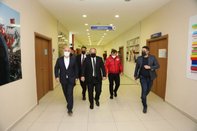 Bakan Varank, Darıca’daki projeleri inceledi