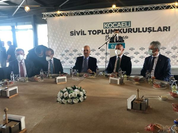 Kurtulmuş Kocaeli’de “Dünya böyle bir göçle karşı karşıya kalmamıştı”