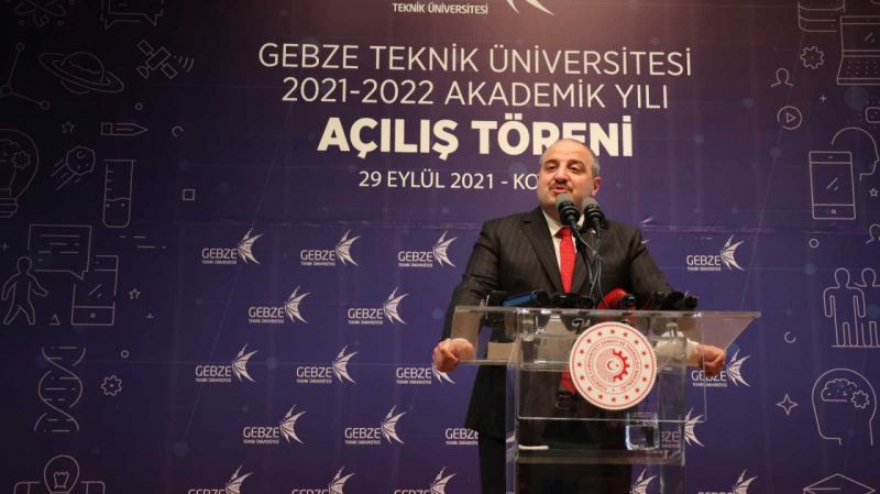 Bakan Varank, akademisyenlere seslendi