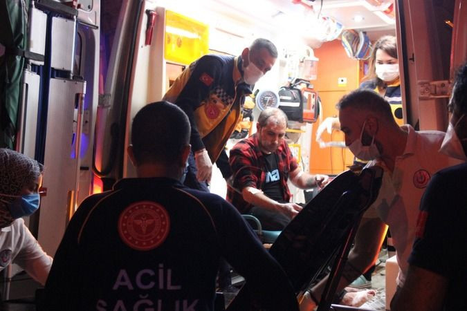 Çakmak gazı patladı, ev yandı: 2 yaralı