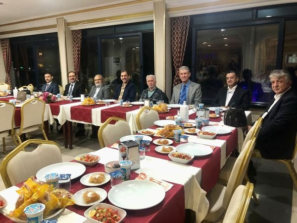 Öğrencileri, emekli ve emektar hocalarını ağırladı!