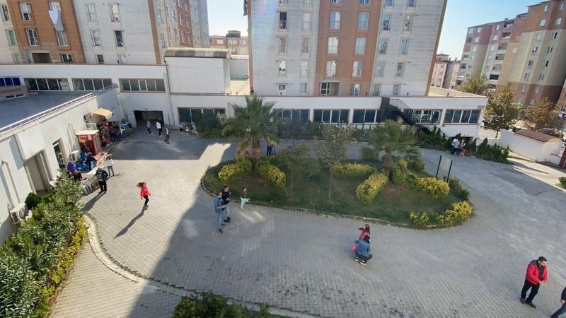 Site sakinleri yönetim için ayaklandı