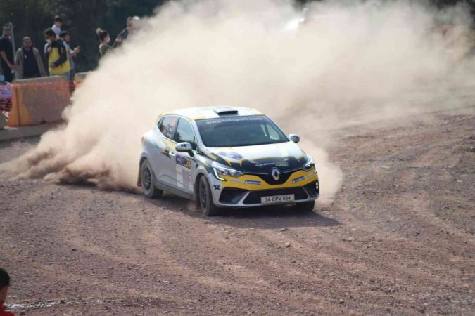 Kocaeli Rallisi’nde yürekleri ağıza getiren kazalar