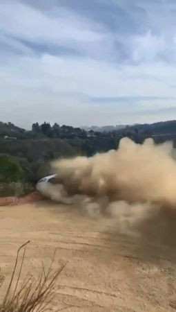 Kocaeli Rallisi’nde yürekleri ağıza getiren kazalar