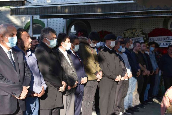 Katledilen Ayşegül, son yolculuğuna uğurlandı