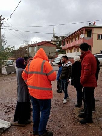 CHP Körfez mağdur vatandaşların yanında