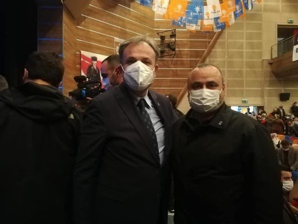 AKP’nin toplantılarında o isim dikkat çekiyor!