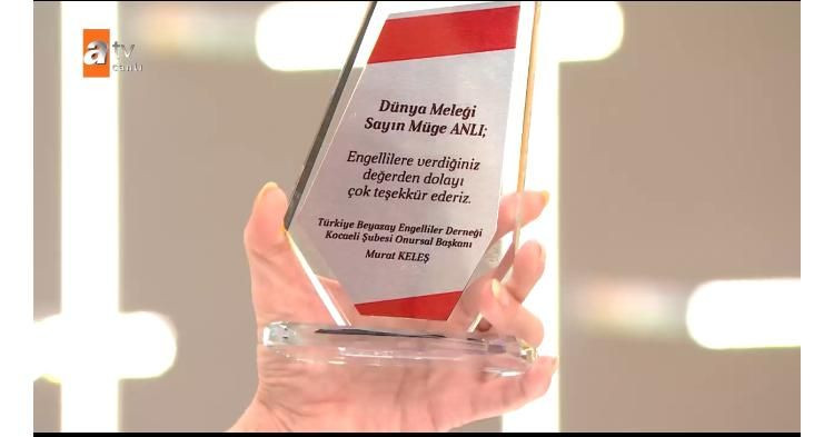 Müge Anlı’dan Büyükakın’a teşekkür