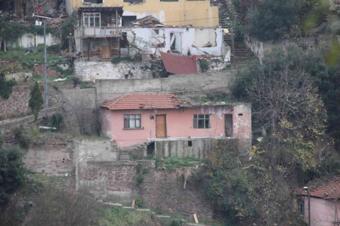 Türkiye rekorunun kırıldığı Cedit, hayalet şehre döndü