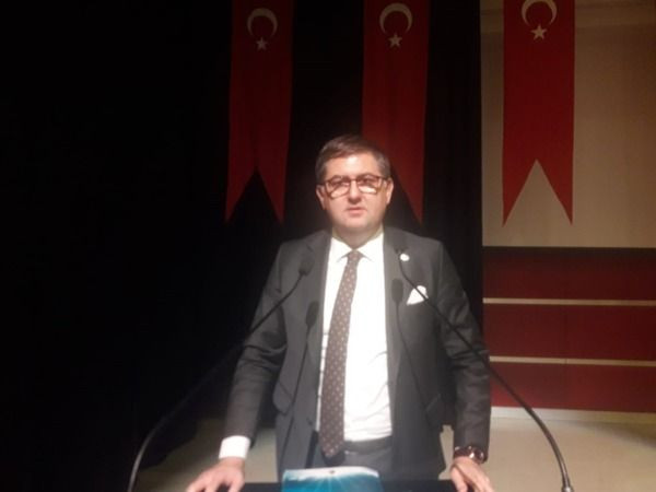 “15 kilometre metro yapmışlar, binen var mı?”