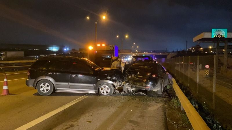 TEM’de cip kaza yapan emniyet şeridindeki araçlara çarptı