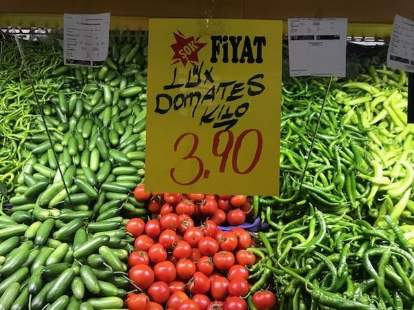 İki market arasındaki fiyat farkı ‘’ yok artık’’ dedirtti