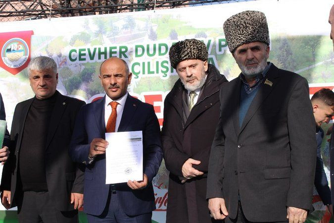 Kocaeli’deki park üzerinden Türkiye’yi tehdit etmişti...Rusya’dan Kadirov’a destek