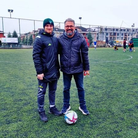 Kazanan o hastanenin sağlıkçıları oldu