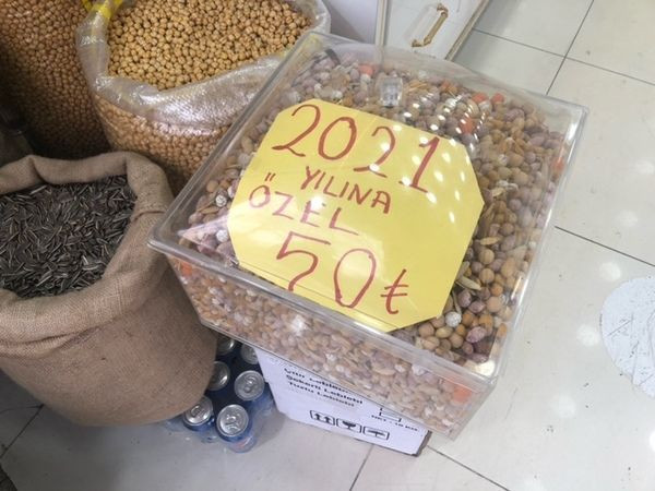 Vatandaş bu yılbaşı zamlı çerez yiyecek! İşte fiyatlar…