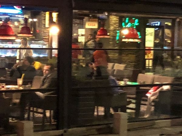 Yasaksız yılbaşında sokaklar doldu