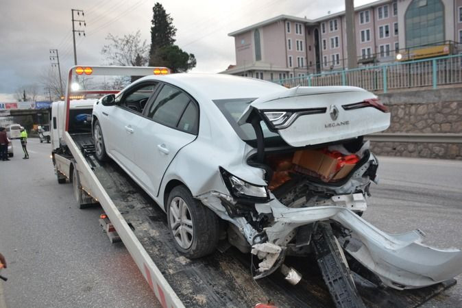 Kocaeli'de zincirleme kaza: 3 yaralı