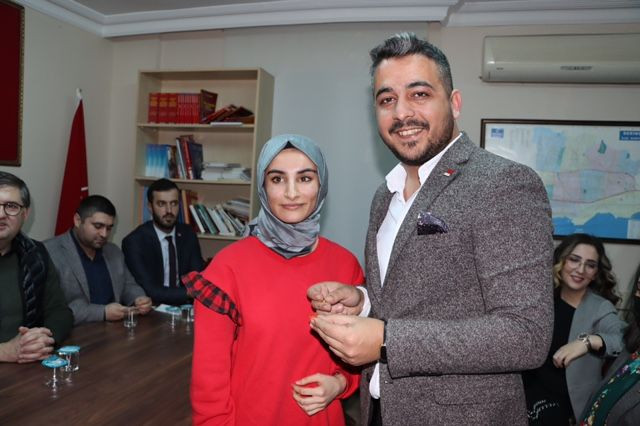 CHP Derince’ye 105 genç üye!
