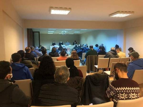 “Türkiye bir ekonomik krizin eşiğinde”