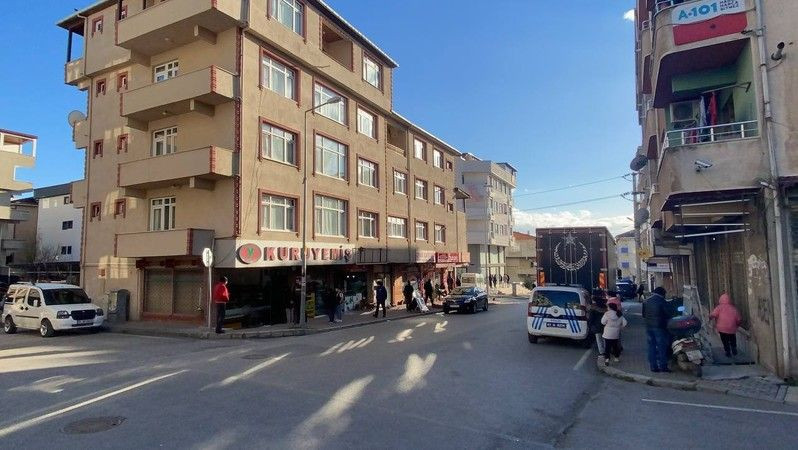 Tartışma silahlı kavgaya döndü: 1 ölü!