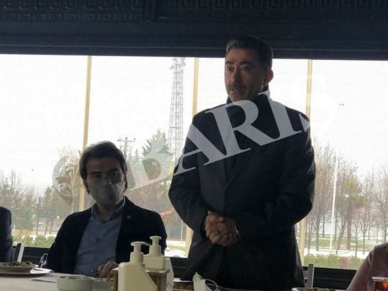 Ağabeylerinin sözünden çıkmayan belediye başkanı!