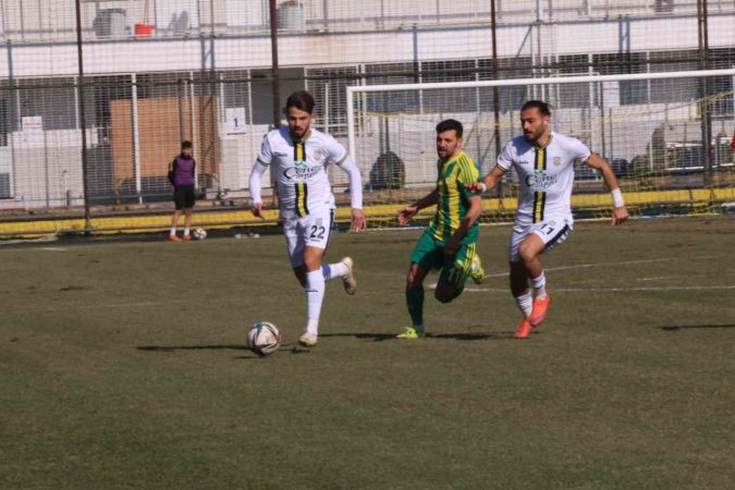 Belediye Derincespor: 0 - Esenler Erokspor: 1