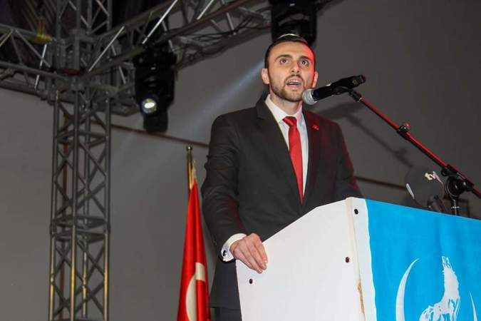 Sancaklı konserde konuştu: Gençlere saldırı var