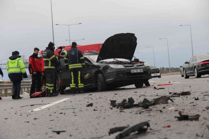 Kuzey Marmara'da feci kaza! Otomobillerden eser kalmadı