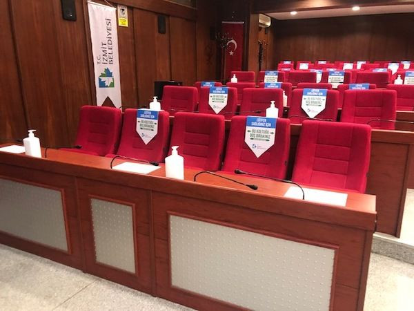 MHP’liler meclise gelmedi