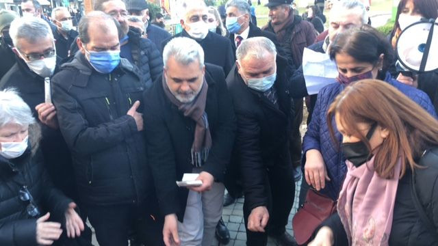 CHP’lilerden zamlara tepki Yürüyüş Yolu’nda fatura yaktılar