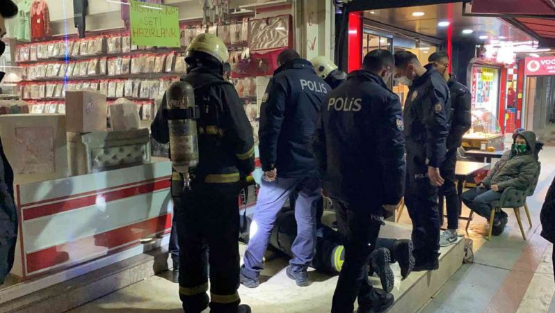 Yangın bankayı açtırdı