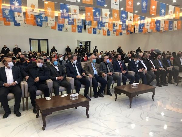 “Altı benzemez” dedi verdi veriştirdi