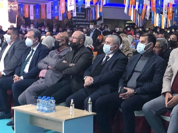 Batırdığı belediyenin çalışmalarını PİŞKİNLİKLE İZLEDİ
