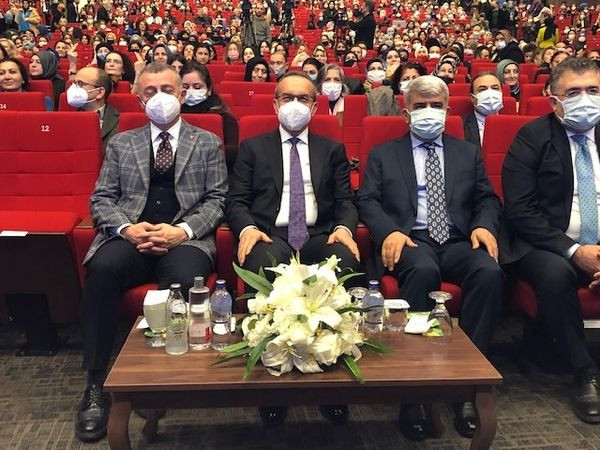 Hülagü 8 Mart’ta Diyarbakır Anneleri’ni hatırlattı