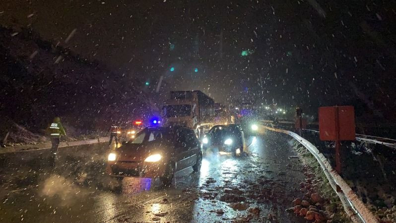 Bu kaza D-100’ü uzun süre ULAŞIMA KAPATTI!