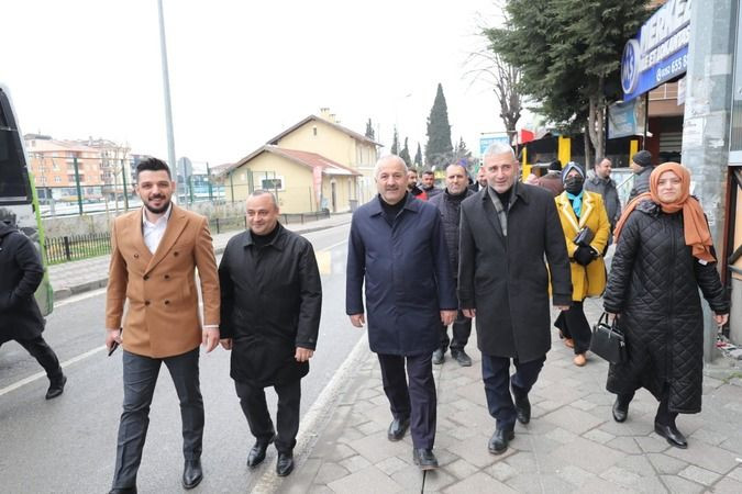 AKP’li başkanlardan iyi cesaret… ESNAFI GEZDİLER