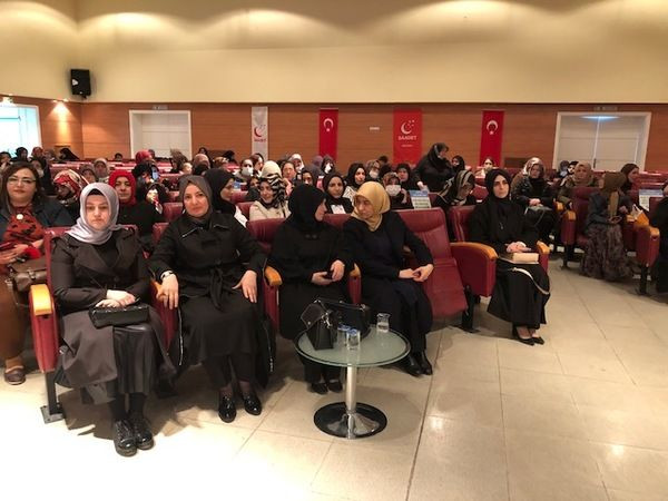 Mutlu AKP’lilere seslendi: “Esnafa tepkileri göze alarak gidebiliyor musunuz?”