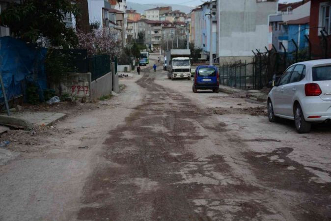 Yollar, isyan ettirdi