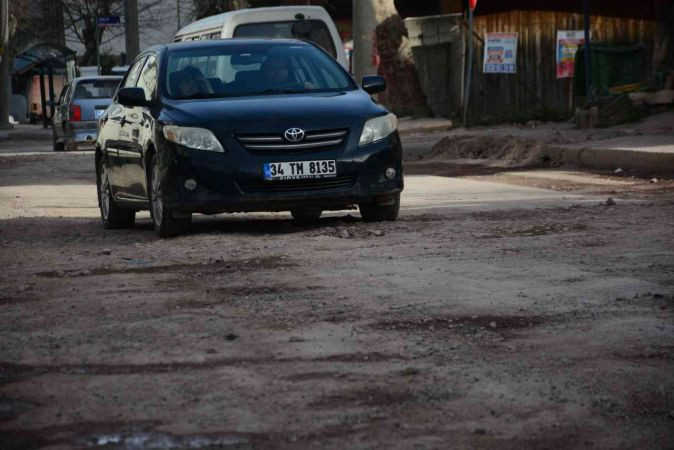 Yollar, isyan ettirdi