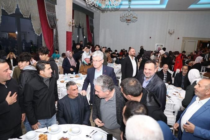 Ellibeş: Siz yeter ki çağırın, çayları ben koyarım
