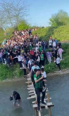 Kocaelispor aşkı hendek atlattı