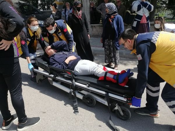 Panik yapan sürücü KAZAYA SEBEP OLDU