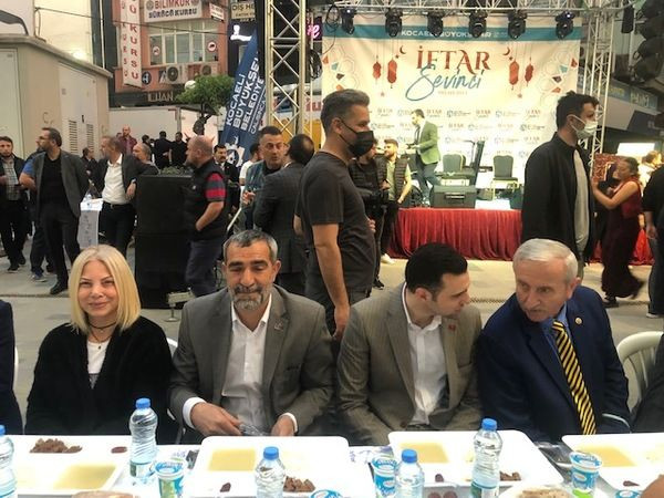 Büyükşehir’in iftarına YOĞUN İLGİ!